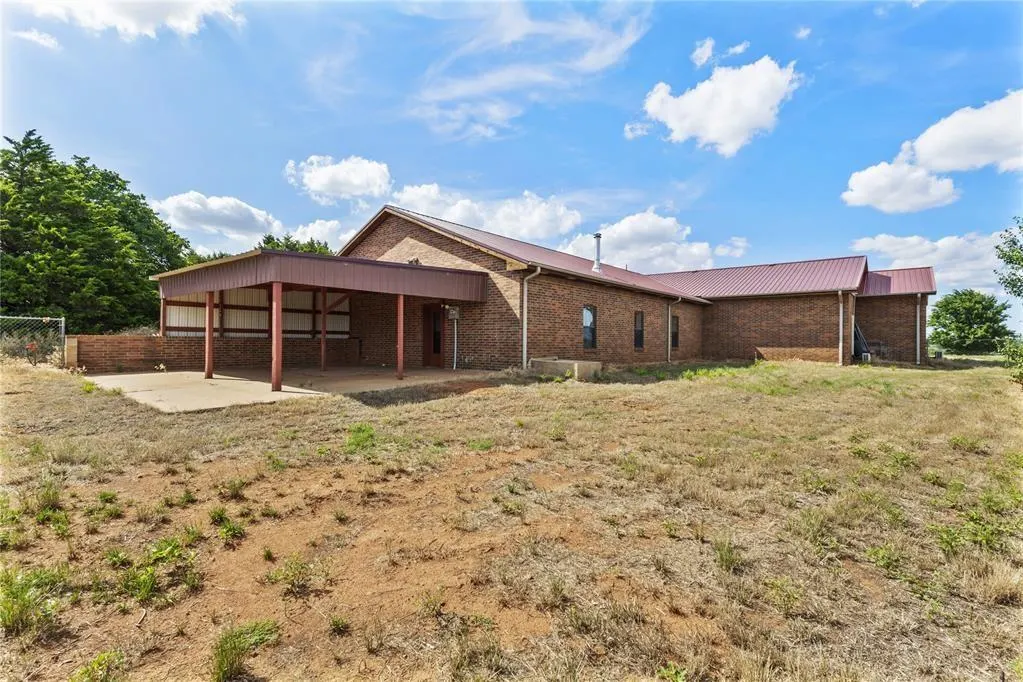 Photo 3 — 12168 N US 281 Highway, Lookeba, OK 73053