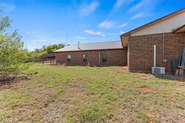 Photo 5 — 12168 N US 281 Highway, Lookeba, OK 73053