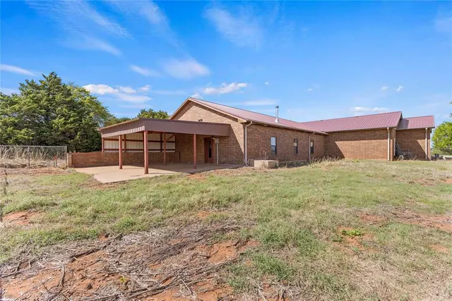 Photo 6 — 12168 N US 281 Highway, Lookeba, OK 73053