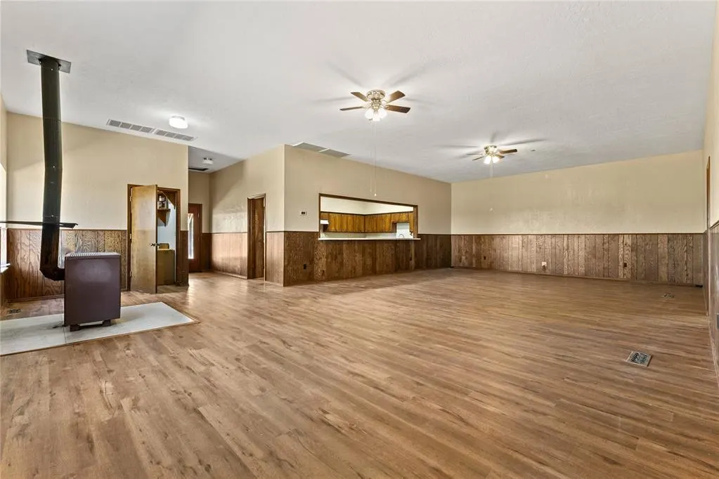 Photo 25 — 12168 N US 281 Highway, Lookeba, OK 73053