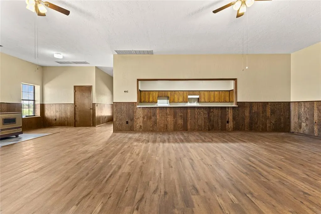 Photo 27 — 12168 N US 281 Highway, Lookeba, OK 73053