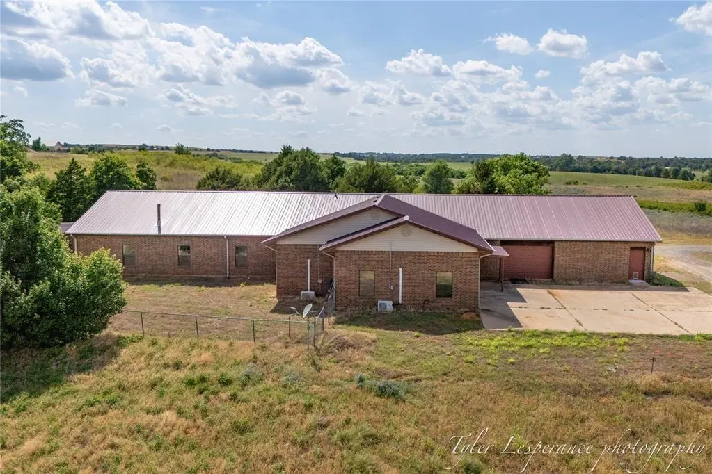 Photo 43 — 12168 N US 281 Highway, Lookeba, OK 73053