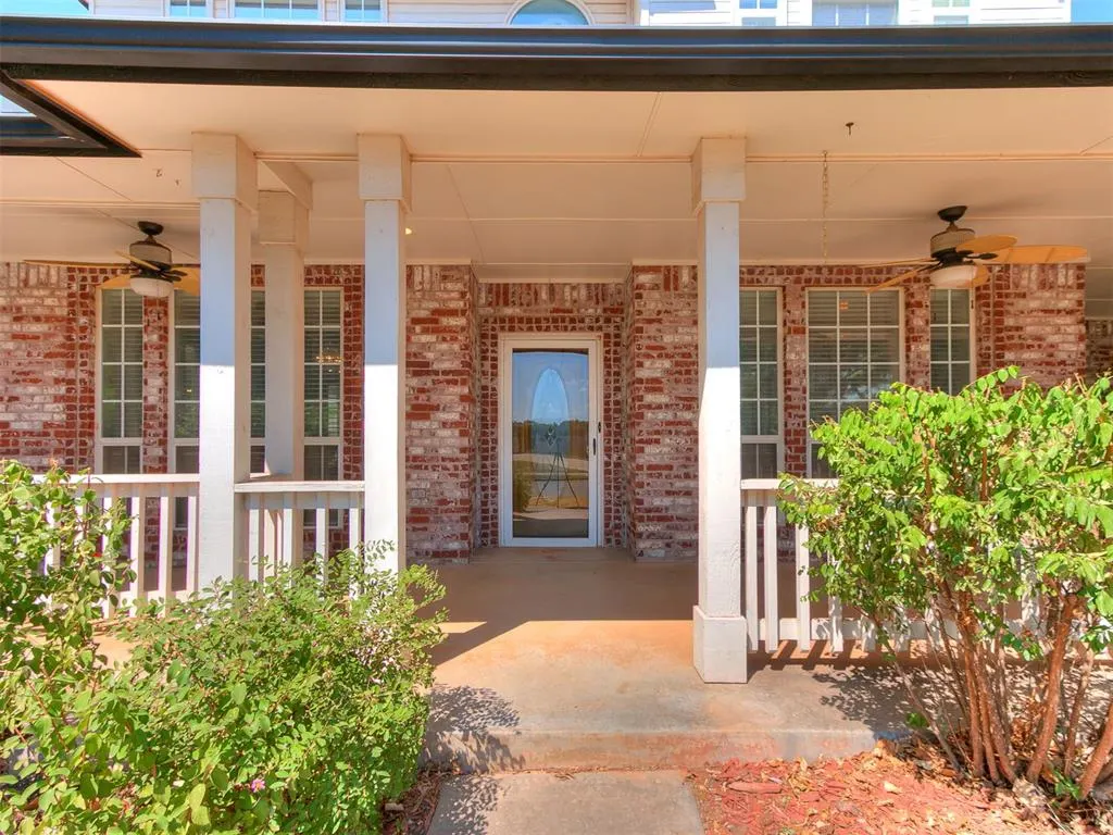 Photo 5 — 2517 Mission Road, Edmond, OK 73034