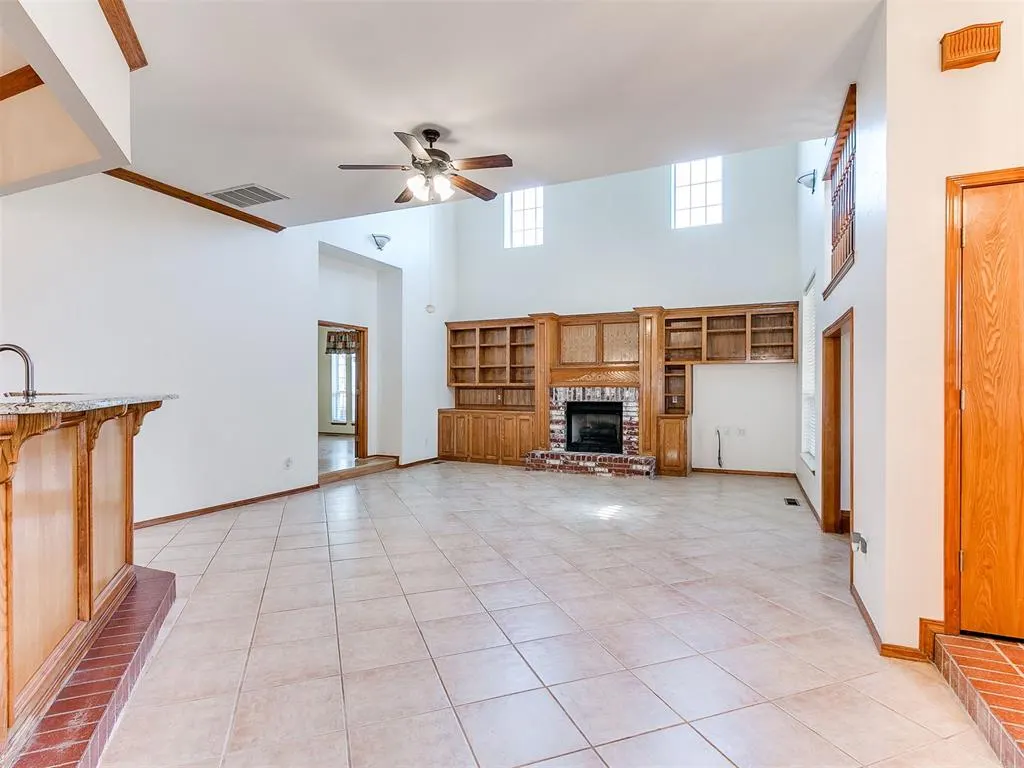 Photo 11 — 2517 Mission Road, Edmond, OK 73034