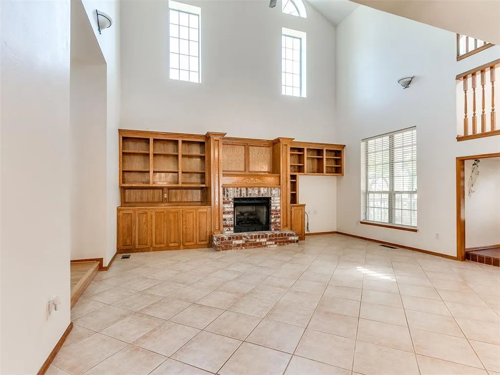 Photo 12 — 2517 Mission Road, Edmond, OK 73034