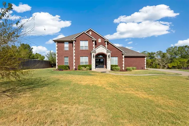 Photo 3 — 4613 Southcreek Road, Oklahoma City, OK 73165