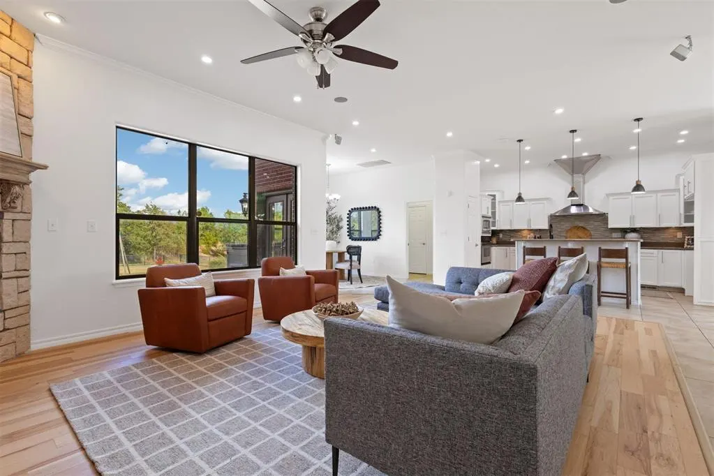 Photo 9 — 4613 Southcreek Road, Oklahoma City, OK 73165