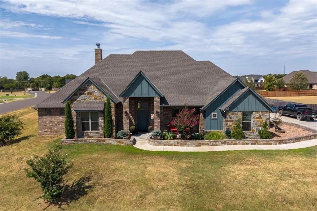 Front exterior — 995 Bivium Circle, Newcastle, OK 73065