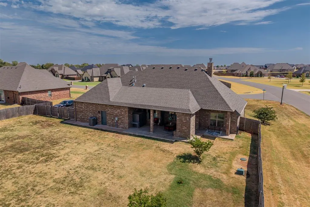 Photo 5 — 995 Bivium Circle, Newcastle, OK 73065