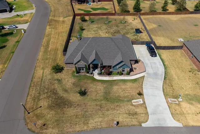 Photo 8 — 995 Bivium Circle, Newcastle, OK 73065