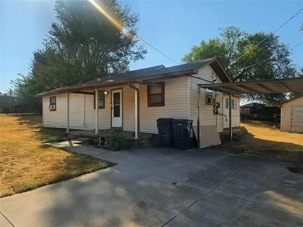 Photo 2 — 2126 SE 56th Street, Oklahoma City, OK 73129