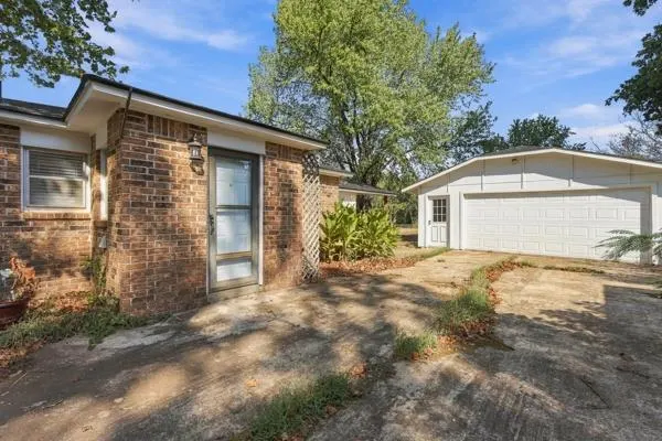 Photo 2 — Address unavailable, Noble, OK 73068
