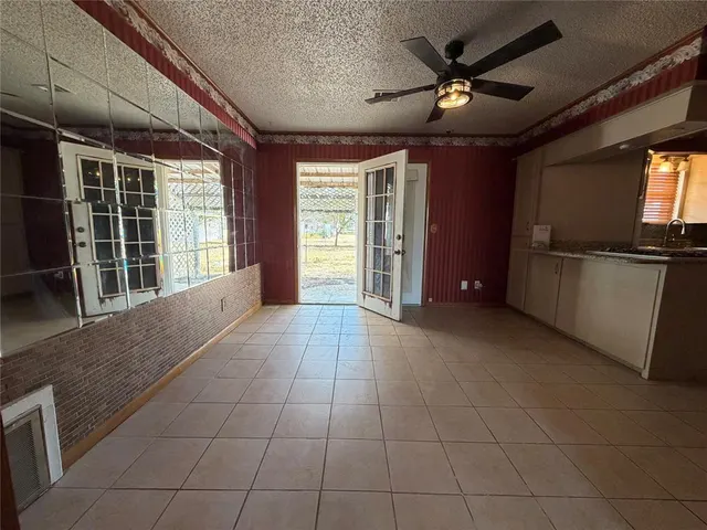 Photo 3 — 216 S 7th Street, Sentinel, OK 73664