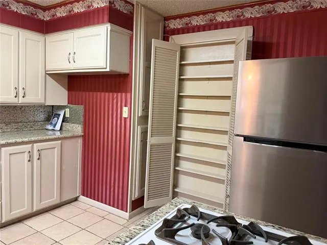 Photo 5 — 216 S 7th Street, Sentinel, OK 73664