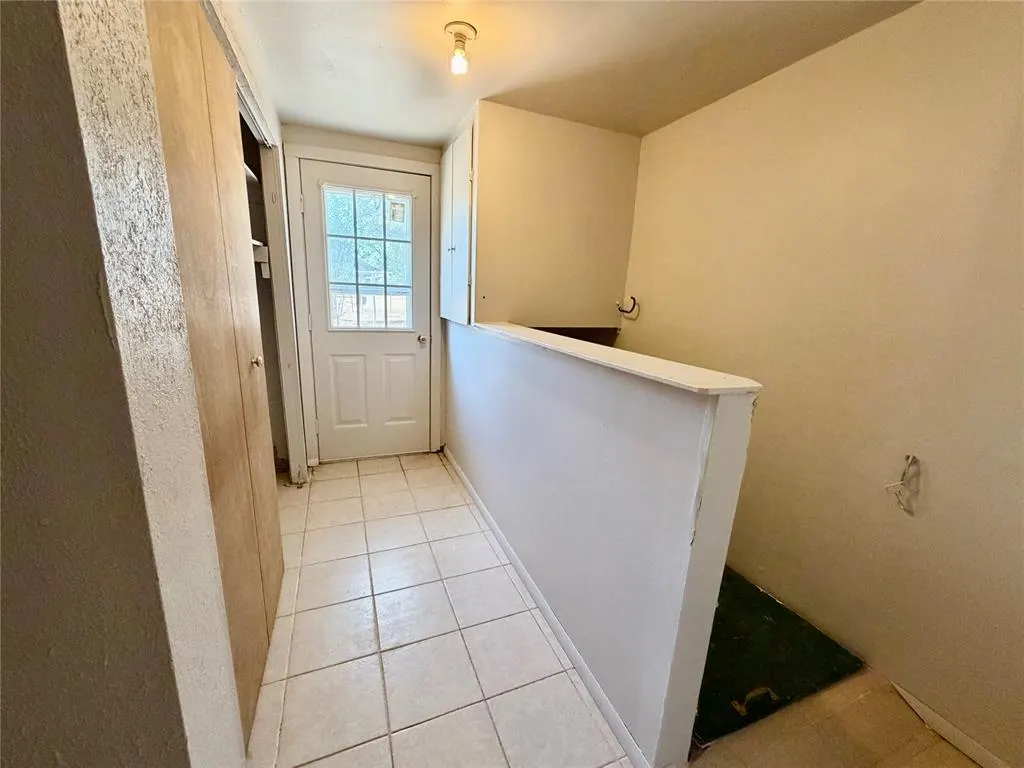 Photo 12 — 216 S 7th Street, Sentinel, OK 73664