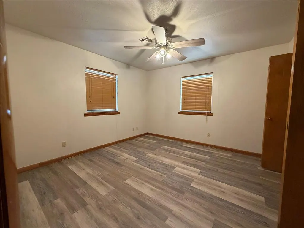 Photo 16 — 216 S 7th Street, Sentinel, OK 73664