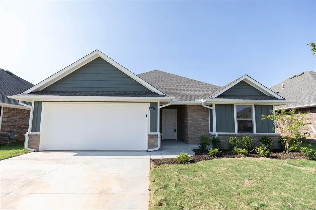 Front exterior — 12324 SW 32nd Street, Yukon, OK 73099