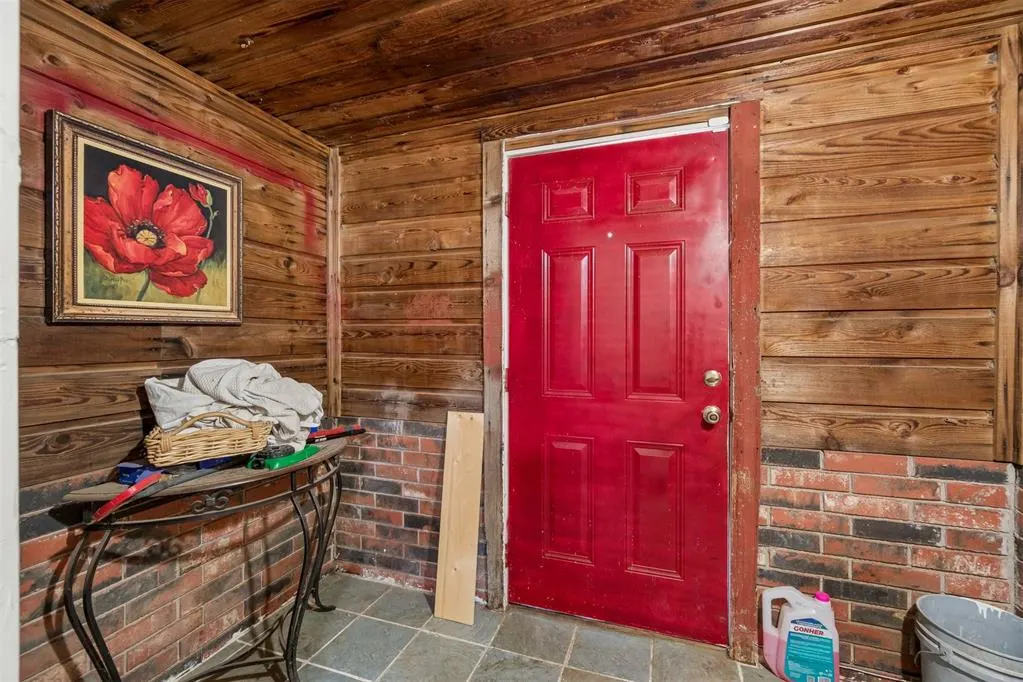 Photo 3 — 8625 NE 17th Street, Oklahoma City, OK 73141