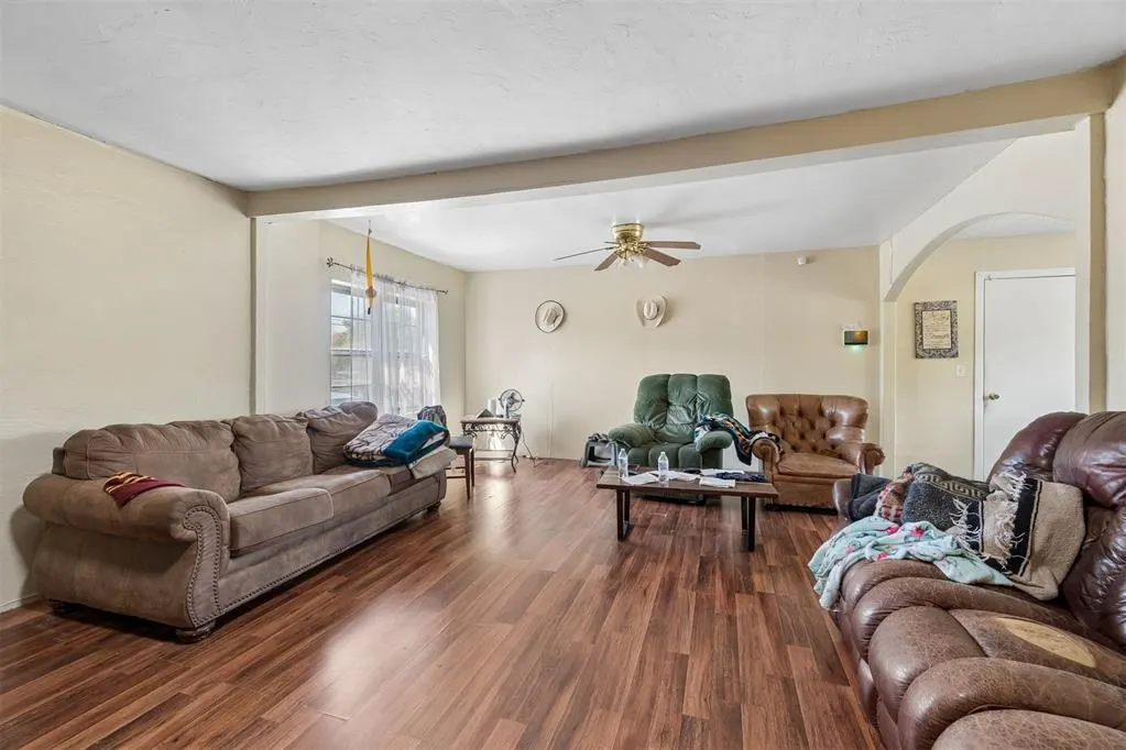 Photo 5 — 8625 NE 17th Street, Oklahoma City, OK 73141