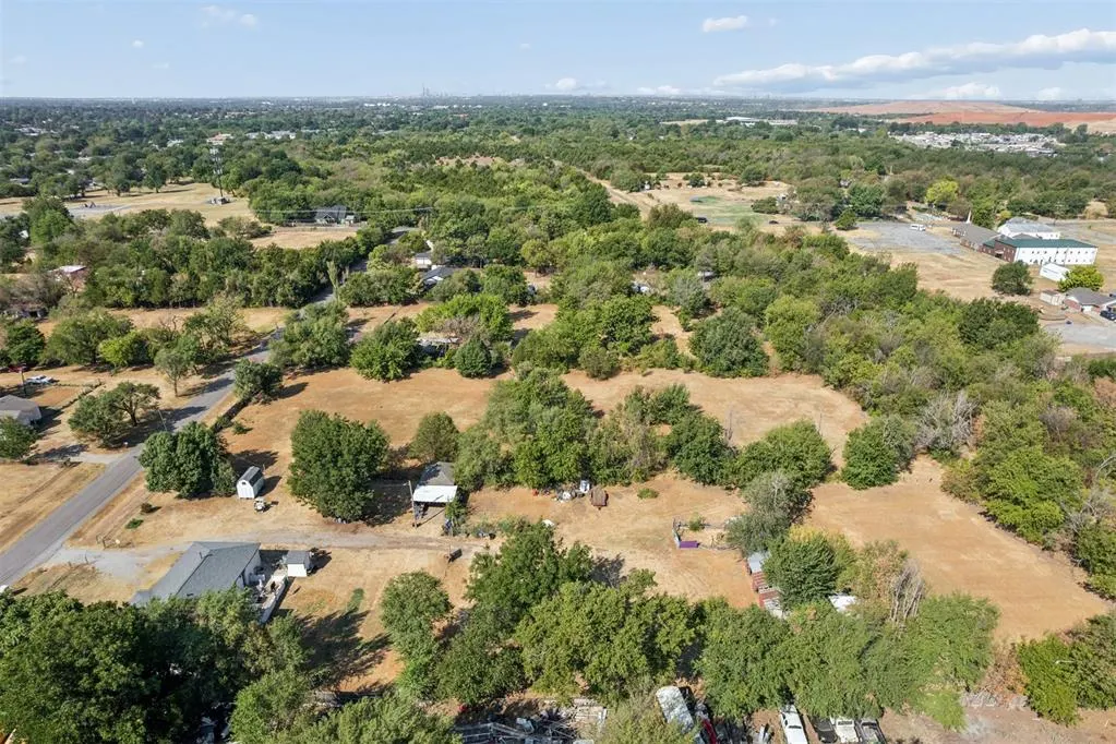Photo 41 — 8625 NE 17th Street, Oklahoma City, OK 73141