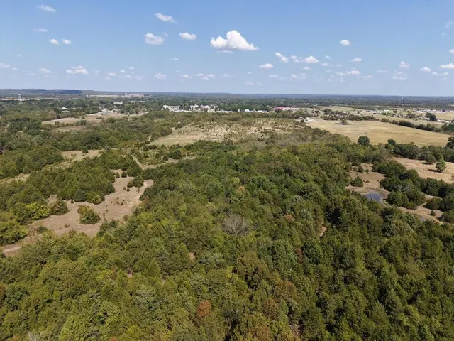 Photo 5 — 725 S Okmulgee Street, Wetumka, OK 74883