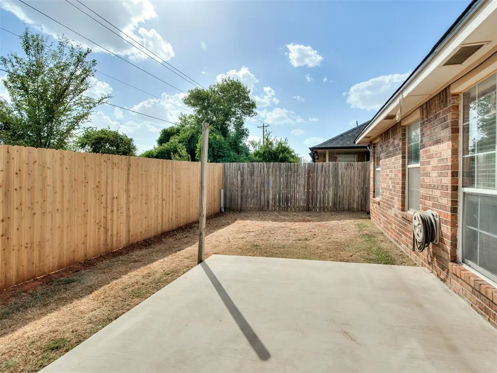 Photo 26 — 11712 SW 7th Street, Yukon, OK 73099