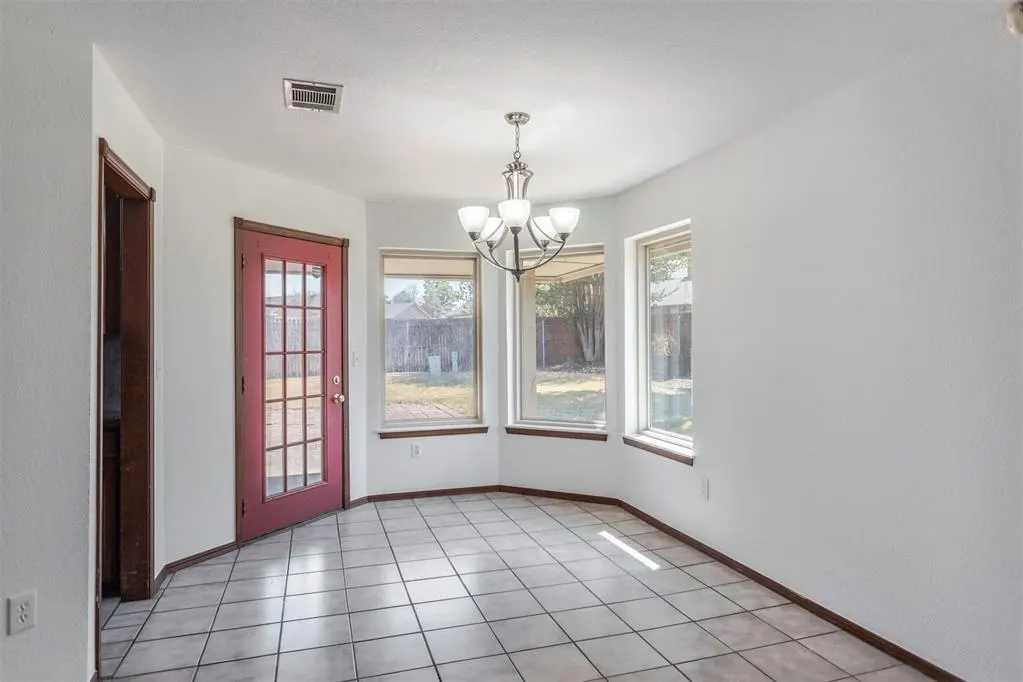 Photo 8 — 1808 Goldenrod Lane, Midwest City, OK 73130