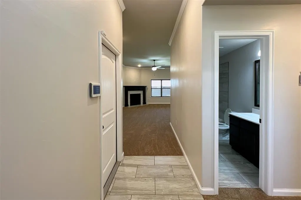 Photo 4 — 4812 Crystal Hill Drive, Oklahoma City, OK 73179