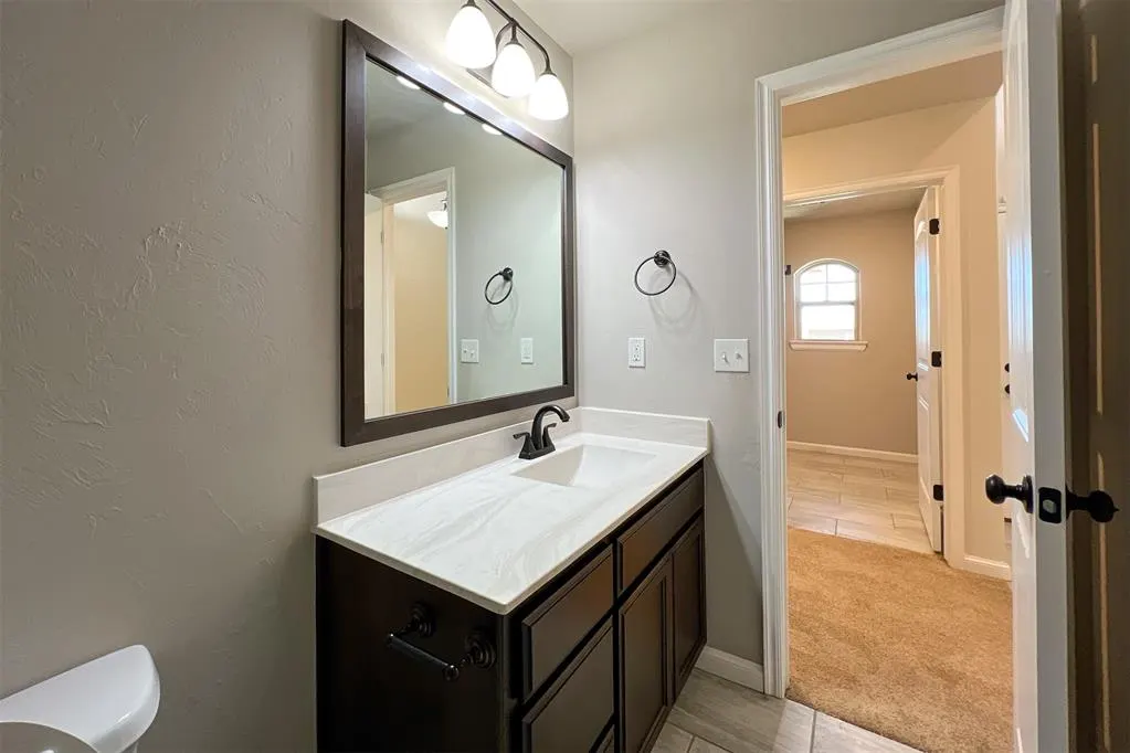 Photo 19 — 4812 Crystal Hill Drive, Oklahoma City, OK 73179