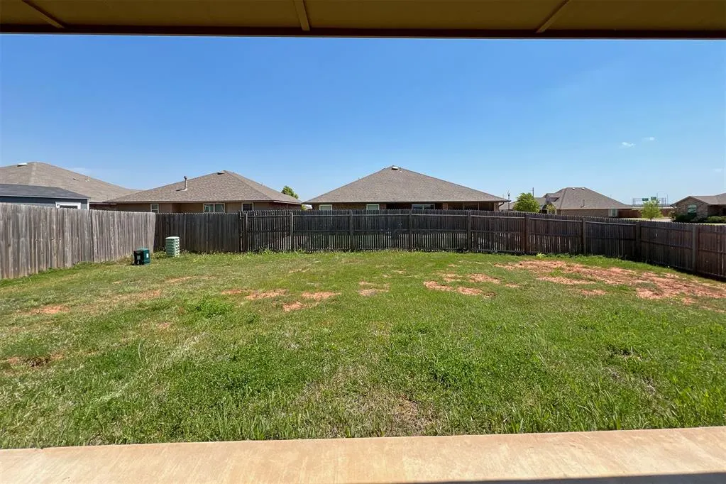 Photo 28 — 4812 Crystal Hill Drive, Oklahoma City, OK 73179