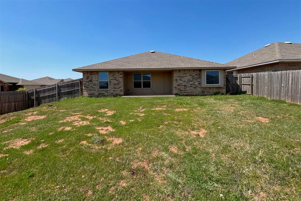 Photo 29 — 4812 Crystal Hill Drive, Oklahoma City, OK 73179