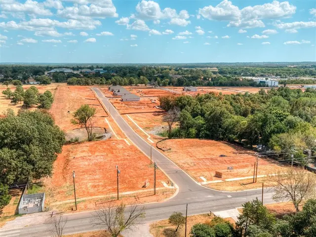 Photo 4 — 14193 Henney Ridge Street, Choctaw, OK 73020