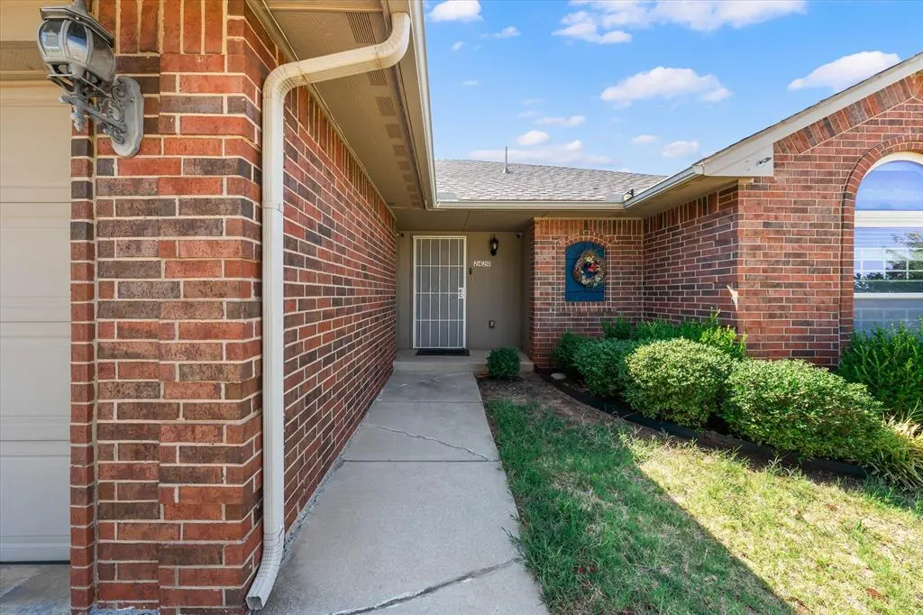 Photo 4 — 2420 NW 196th Terrace, Edmond, OK 73012