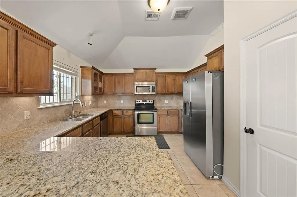 Photo 14 — 2420 NW 196th Terrace, Edmond, OK 73012