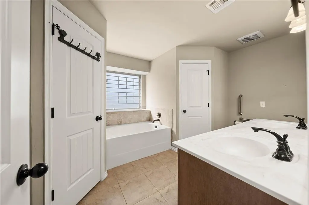 Photo 21 — 2420 NW 196th Terrace, Edmond, OK 73012