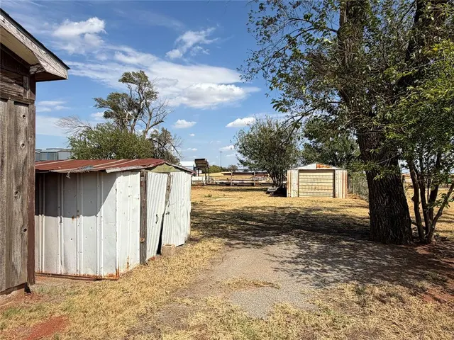Photo 4 — 311 Highway 44 Highway, Burns Flat, OK 73647