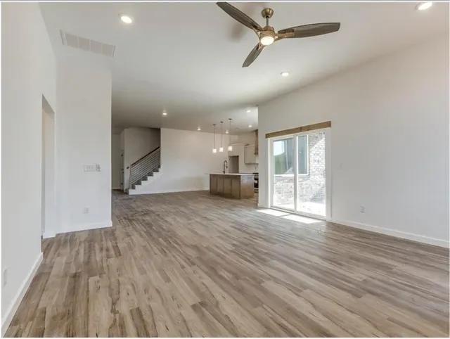 Photo 8 — 2317 El Cajon Street, Edmond, OK 73034