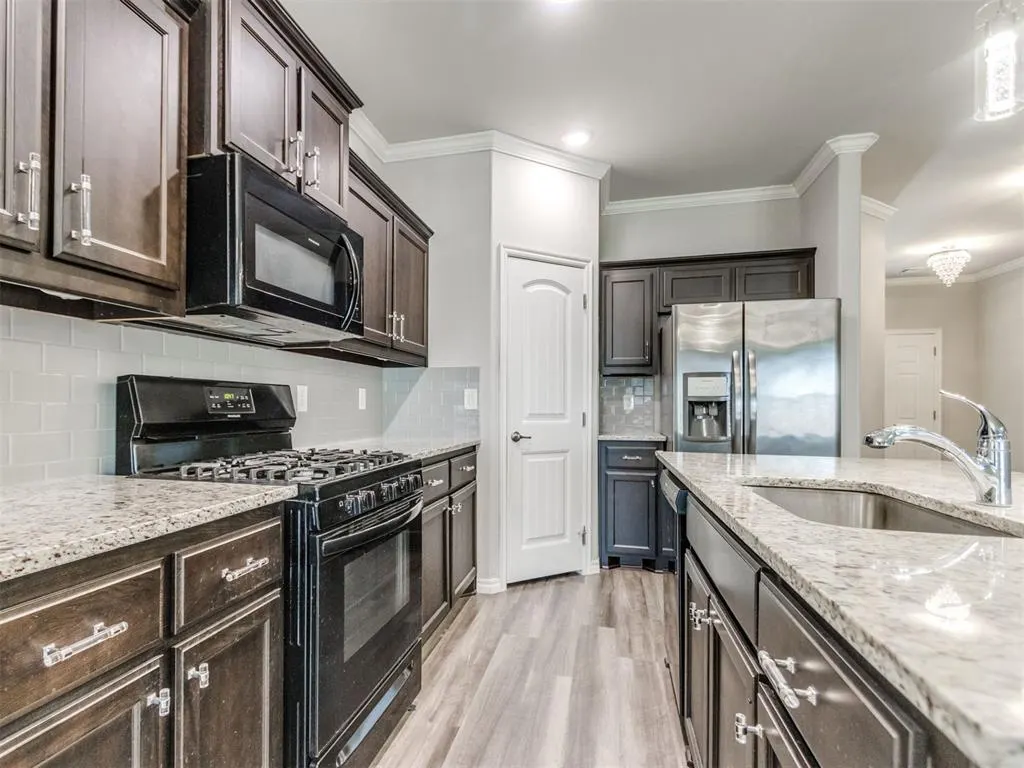 Photo 9 — 14805 Gravity Falls Lane, Oklahoma City, OK 73142
