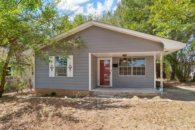 Photo 6 — 304 S Fourth Street, Noble, OK 73068