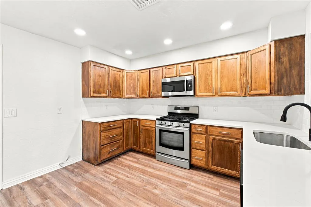 Photo 11 — 8029 NW 89th Street, Oklahoma City, OK 73132