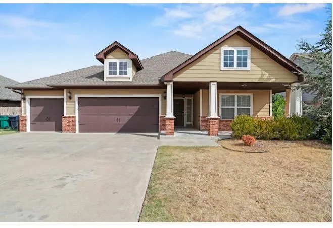 Front exterior — 11225 NW 103rd Street, Yukon, OK 73099
