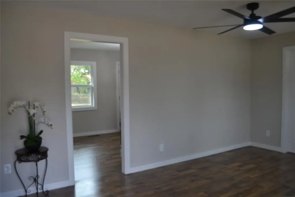Photo 6 — 1020 Hickory Lane, Midwest City, OK 73110