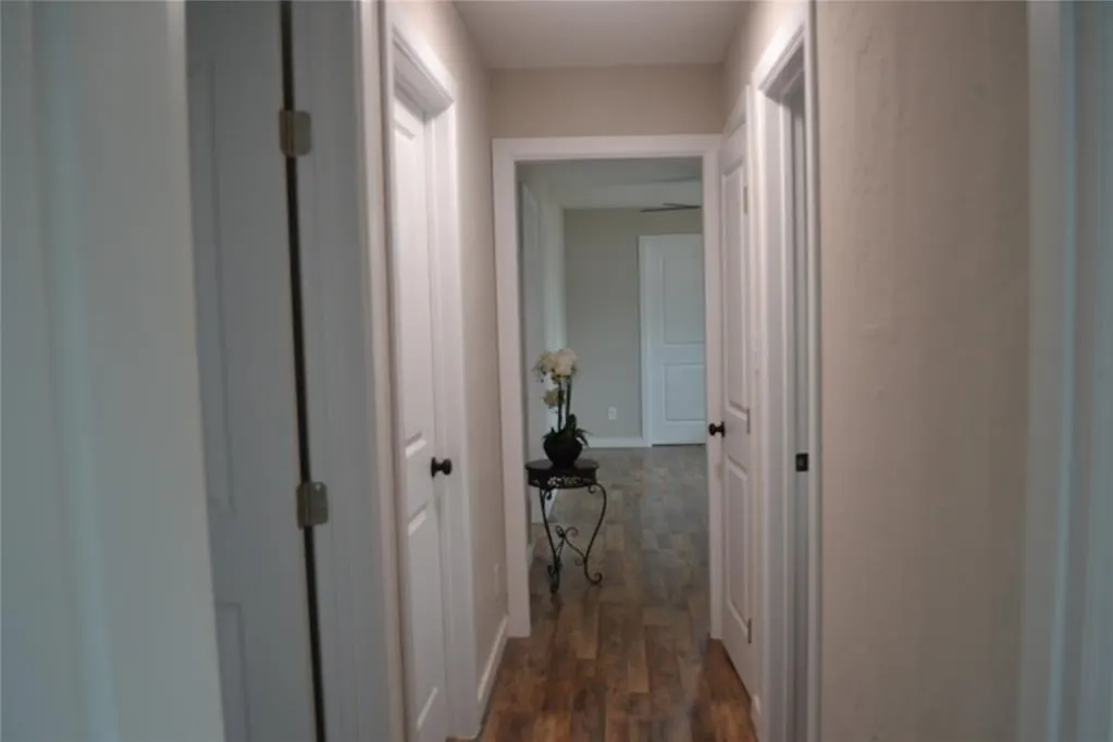 Photo 14 — 1020 Hickory Lane, Midwest City, OK 73110