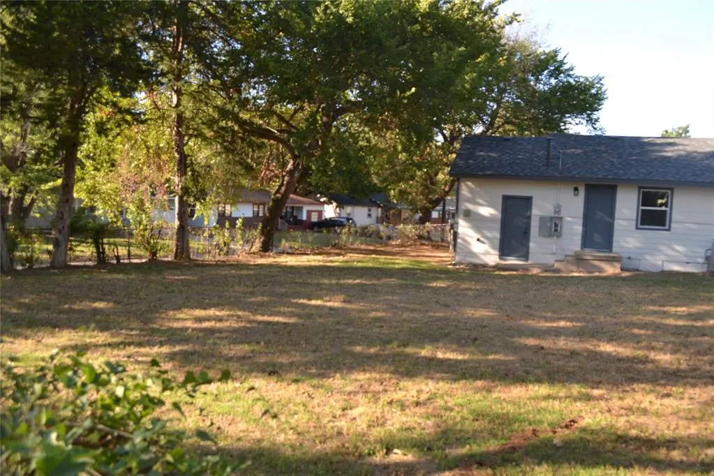 Photo 27 — 1020 Hickory Lane, Midwest City, OK 73110