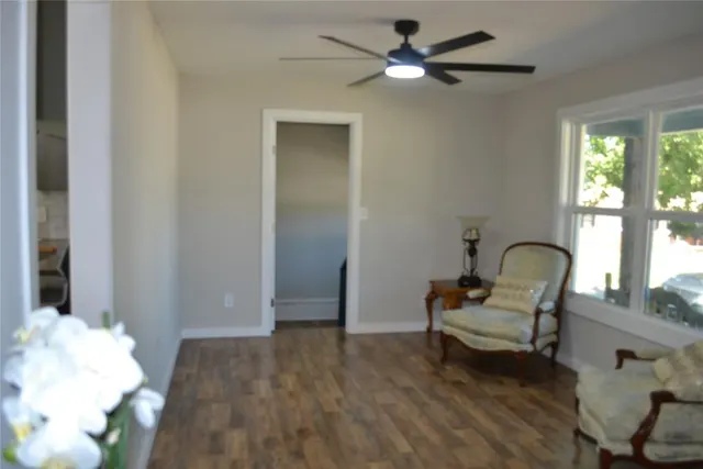 Photo 8 — 1020 Hickory Lane, Midwest City, OK 73110