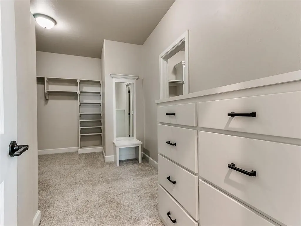 Photo 15 — 701 S Cimarron Road, Yukon, OK 73099