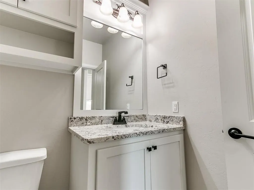 Photo 19 — 701 S Cimarron Road, Yukon, OK 73099