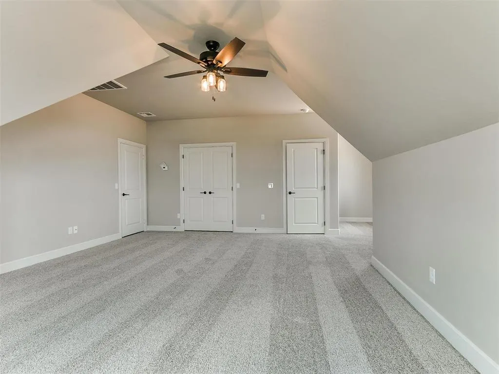 Photo 23 — 701 S Cimarron Road, Yukon, OK 73099