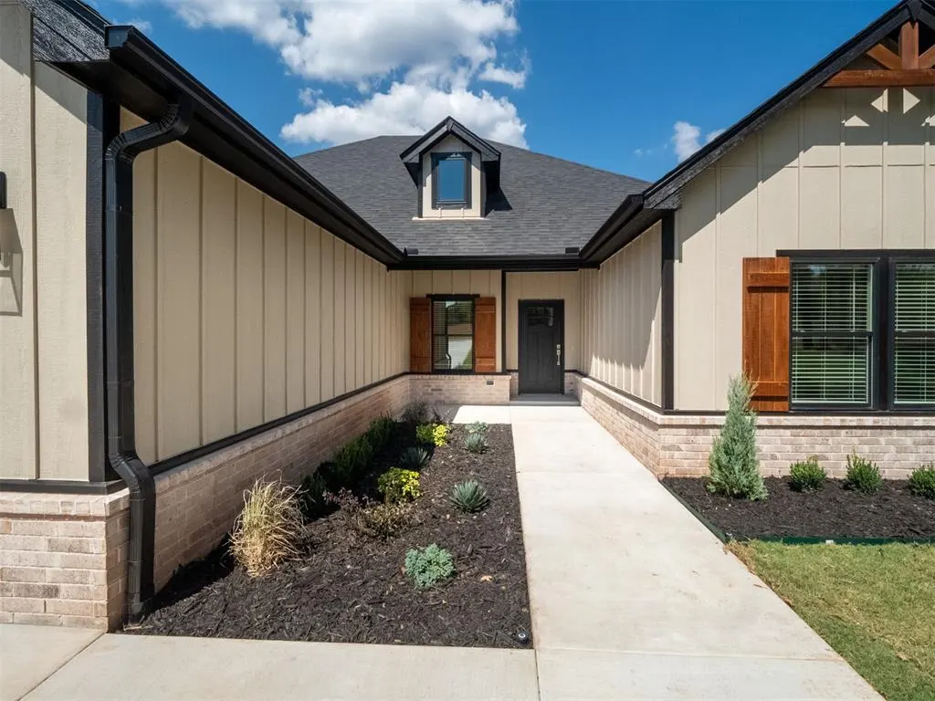 Photo 8 — 14471 E Wilshire Road, Jones, OK 73049