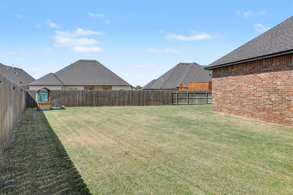 Photo 36 — 10701 Coeur Court, Yukon, OK 73099